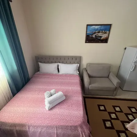 Elvira's Cozy Vlore